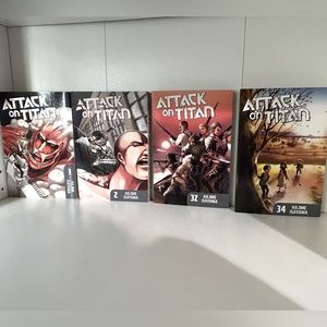Manga Attack on titan 1, 2, 32 and 34